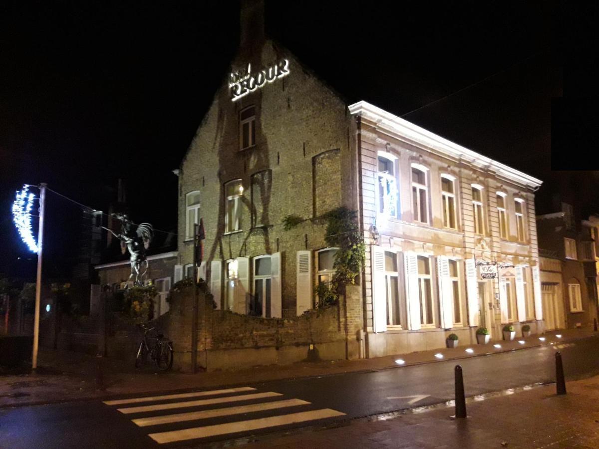 פופרינגה Hotel Recour מראה חיצוני תמונה